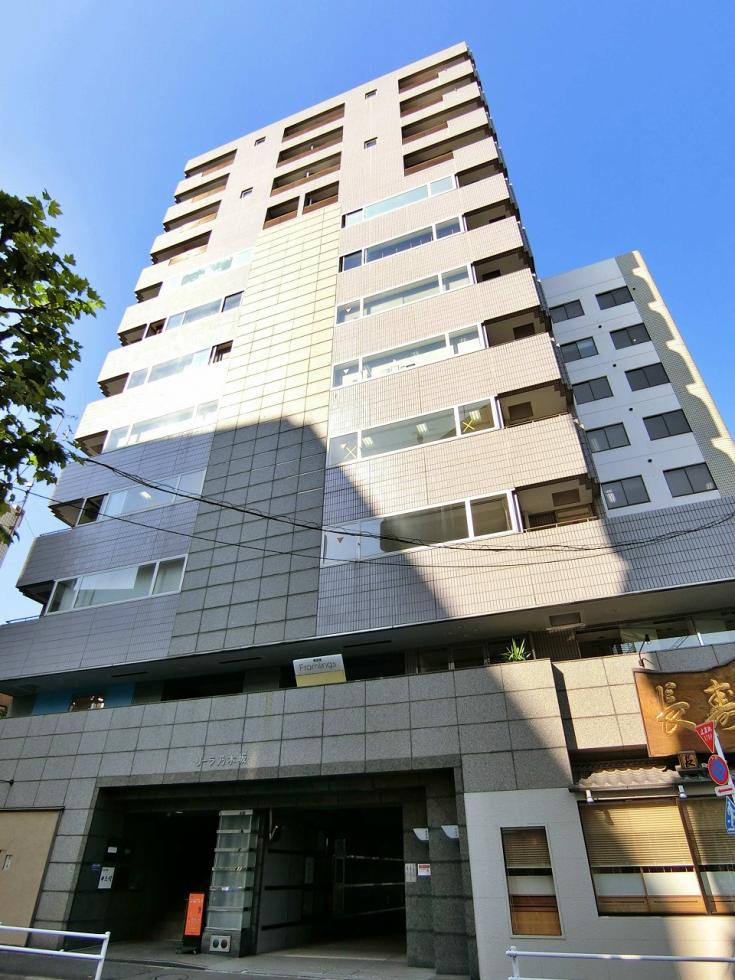 Exterior of the Tokyo headquarters building